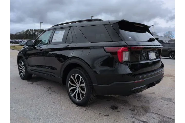 $37267 : Ford Explorer 2025 AWD ST-Li image 6