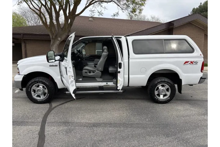 $24888 : 2005 F-250 Super Duty Lariat image 6