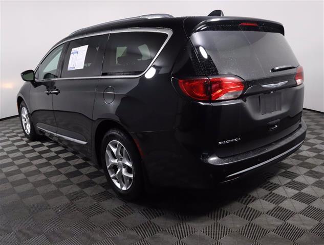 $273000 : CHRYSLER PACIFICA 2018 image 2