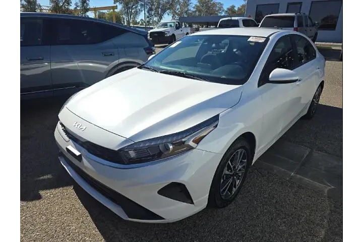 $20995 : Kia Forte 2024 LX 4dr Sedan image 1