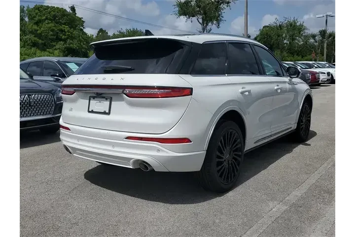 $31990 : Lincoln Corsair 2022 Reserve image 6