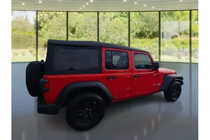 $29910 : Jeep Wrangler Unlimited 2021 image 5