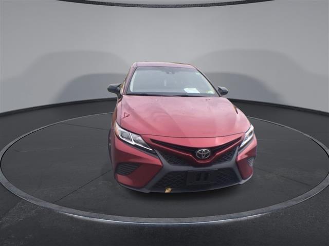 $17600 : PRE-OWNED 2018 TOYOTA CAMRY SE image 3