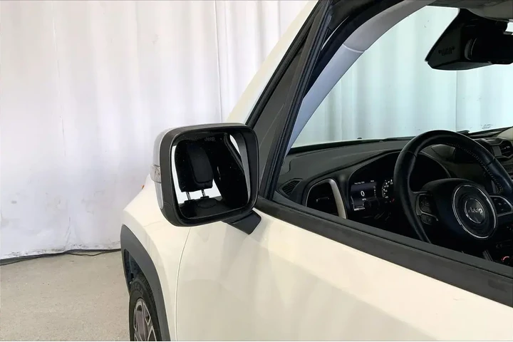 $11991 : Jeep Renegade 2015 Limited 4 image 10
