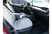 $23996 : Ford Escape 2022 AWD SE 4dr thumbnail