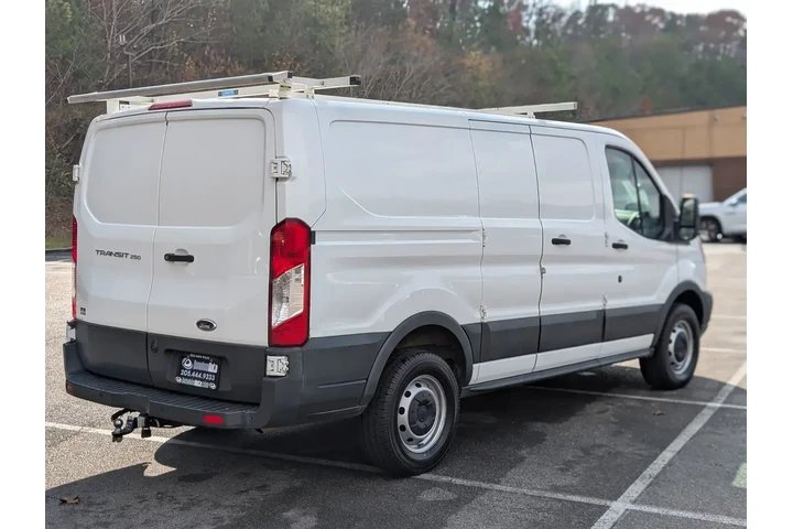 $17990 : Ford Transit 2018 250 3dr SW image 9