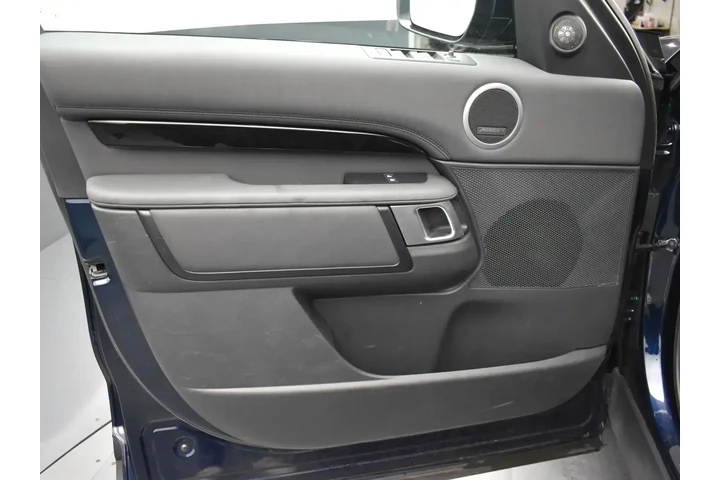 $32826 : Land Rover Discovery 2023 AW image 9