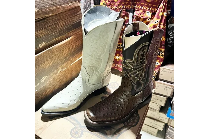 ¡Vístete estilo vaquero! image 1