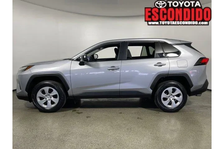 $32998 : Toyota RAV4 2024 LE 4dr SUV image 6