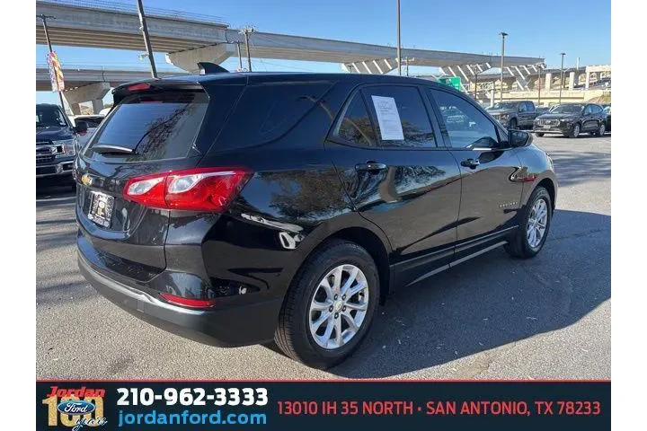 $12444 : Chevrolet Equinox 2018 LS 4d image 6