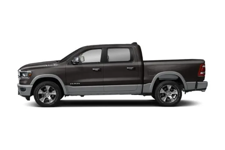$35997 : Ram 1500 2020 4x4 Laramie 4d image 2