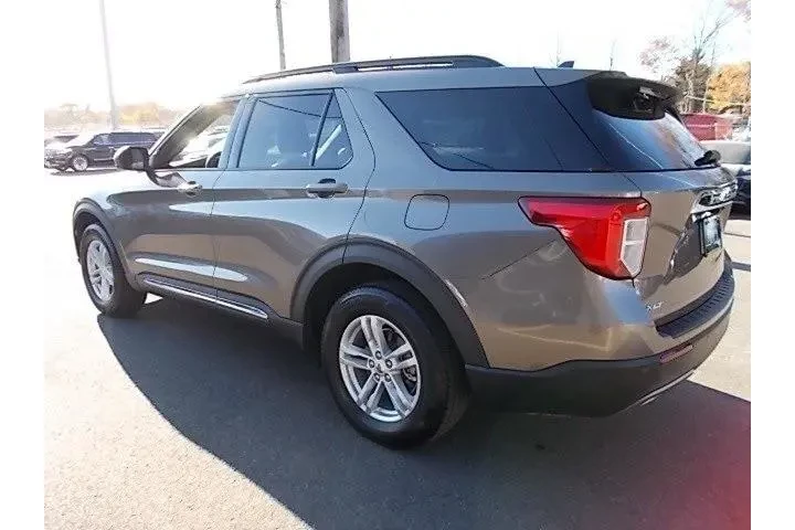 $31996 : Ford Explorer 2022 AWD XLT 4 image 7