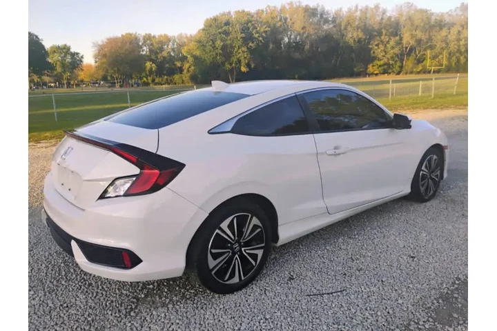 $16995 : 2018 Civic EX-T image 5