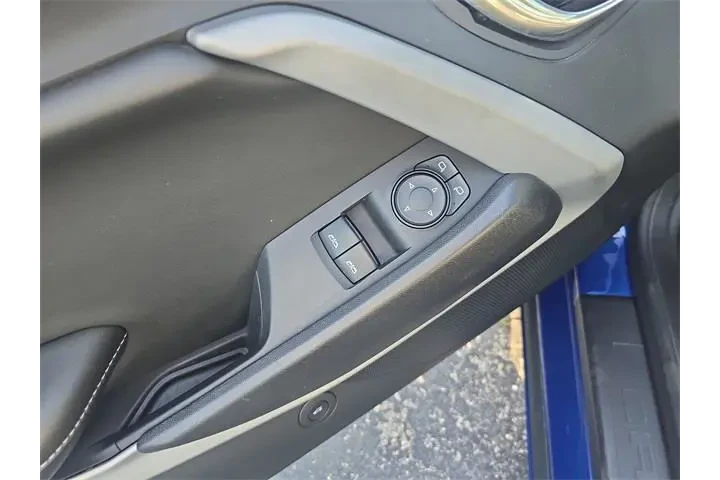 $32990 : Chevrolet Camaro 2019 SS 2dr image 8