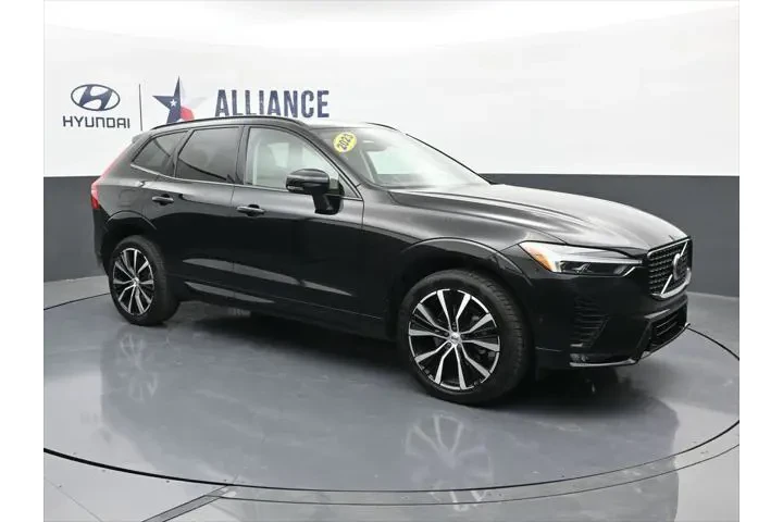 $35036 : Volvo XC60 2023 B5 Plus Dark image 10