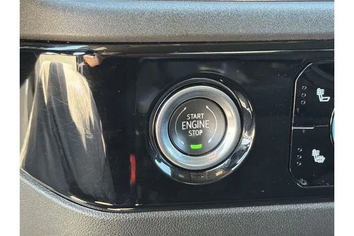 $38493 : Chevrolet Silverado 1500 202 image 8