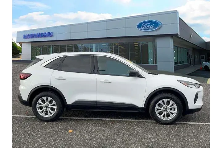 $22800 : Ford Escape 2024 AWD Active image 3