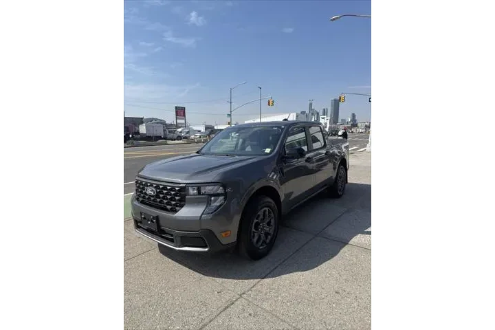 $31490 : Ford Maverick 2025 AWD XLT 4 image 1