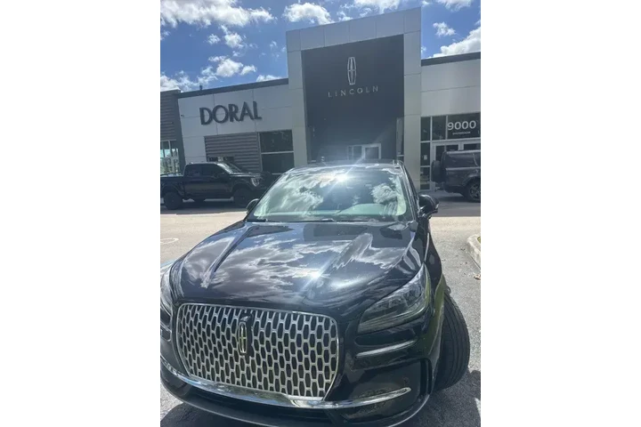Lincoln Corsair 2024 Premier image 2