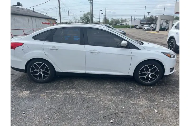 $9433 : Ford Focus 2018 SEL 4dr Seda image 4