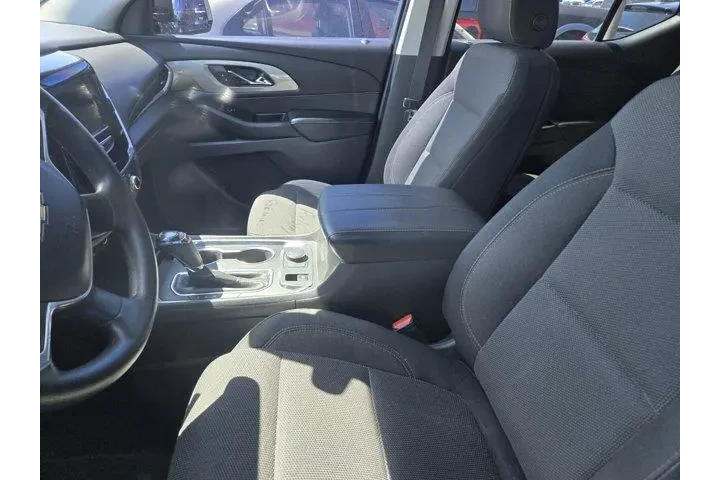 $17420 : Chevrolet Traverse 2020 LS 4 image 3