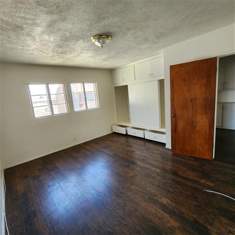 $1950 : Alhambra Apartment For Rent image 5