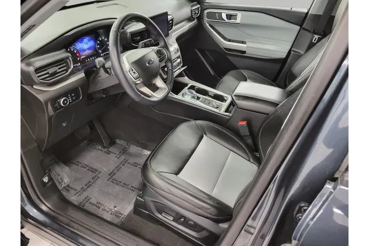 $33808 : Ford Explorer 2023 AWD XLT 4 image 10