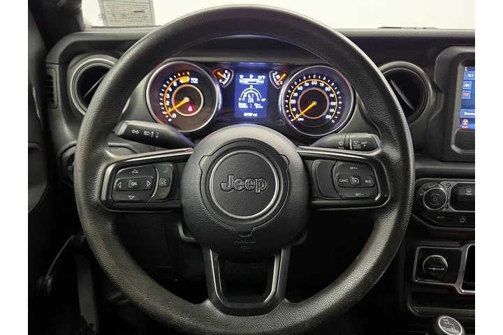 $27998 : Jeep Wrangler 2023 4x4 Sport image 10