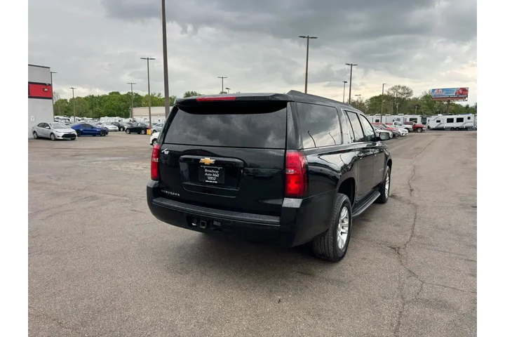 $14980 : 2019 Suburban 4WD 4dr 1500 LT image 2