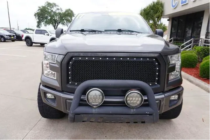 $17725 : Ford F-150 2017 4x2 XL 2dr R image 2