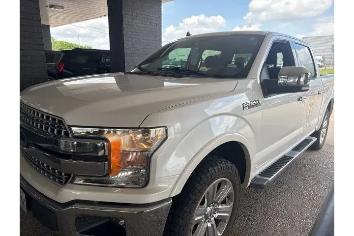 $35672 : Ford F-150 2019 4x4 XL 4dr S image 1