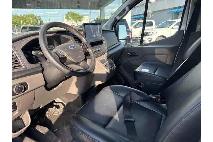 $27991 : Ford E-Transit 2023 350 3dr image 9