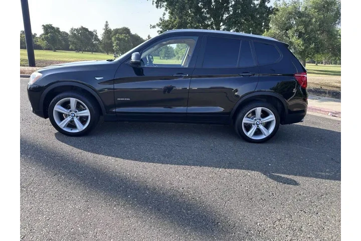 $11995 : 2017 BMW X3 sDrive28i image 7
