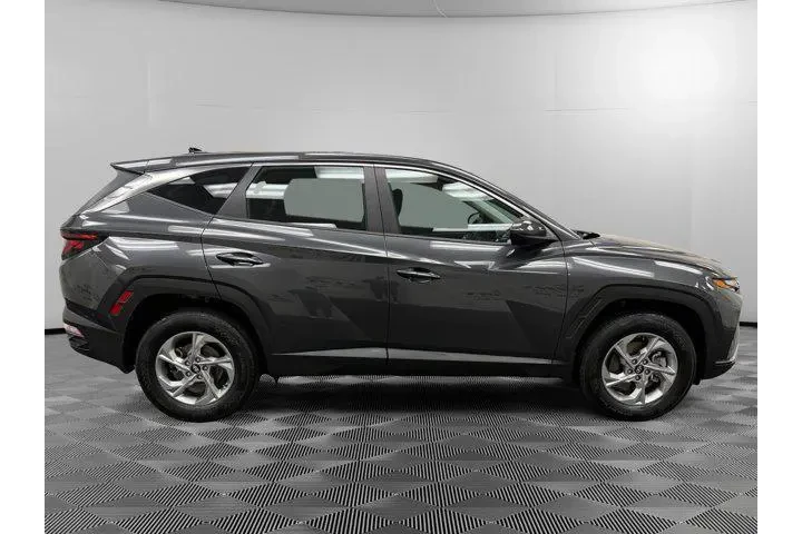 $23988 : Hyundai TUCSON 2023 AWD SE 4 image 6