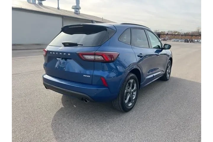 $23995 : Ford Escape 2023 AWD ST-Line image 4