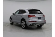 $27998 : Audi Q5 2021 AWD quattro Pre thumbnail