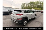 $17750 : Hyundai KONA 2023 AWD SE 4dr thumbnail