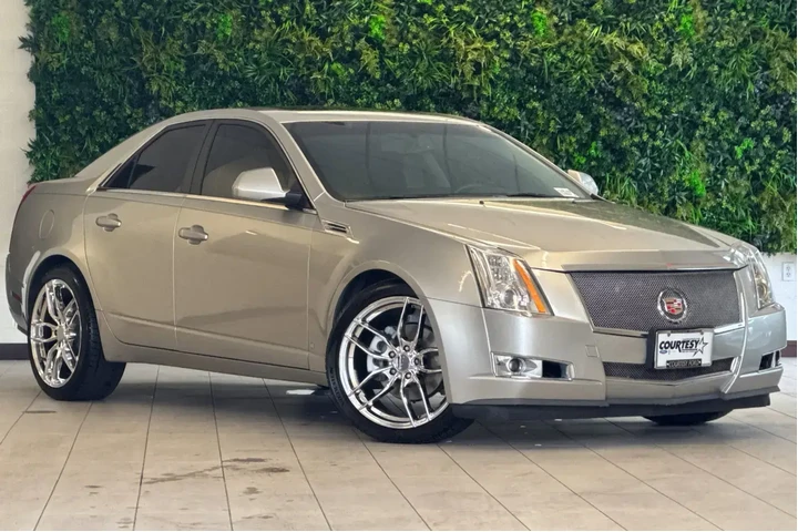 $9985 : Cadillac CTS 2008 3.6L DI 4d image 2