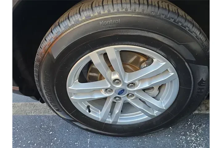 $22990 : Ford Explorer 2022 XLT 4dr S image 6