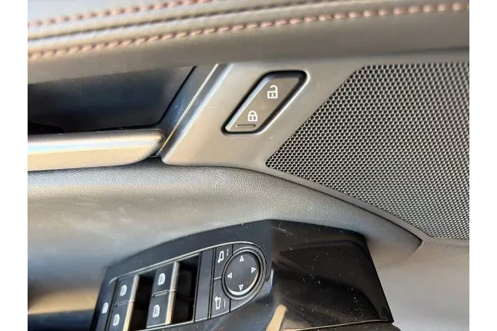 $22481 : Mazda Mazda3 Hatchback 2025 image 8