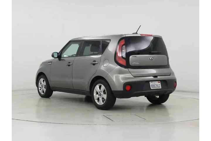 $13599 : Kia Soul 2017 4dr Crossover image 2