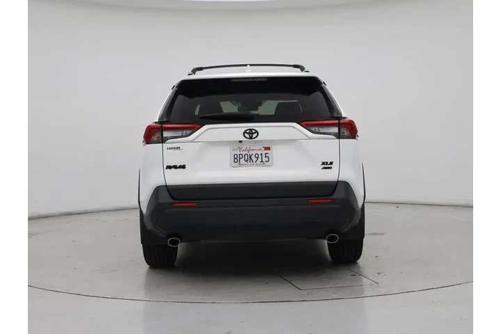 $27998 : Toyota RAV4 2020 AWD XLE Pre image 6