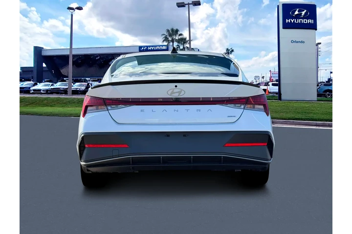 $23505 : Hyundai ELANTRA Hybrid 2025 image 6