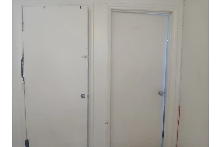 $1100 : Cuarto en renta con baño image 3