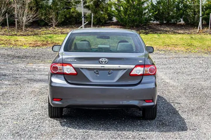 $10995 : Toyota Corolla 2013 S 4dr Se image 7
