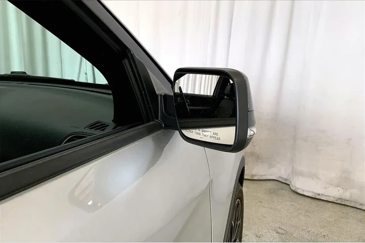 $17991 : Ford Explorer 2017 XLT 4dr S image 10