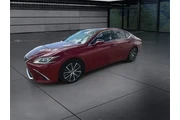 $33988 : Lexus ES 350 2023 4dr Sedan thumbnail