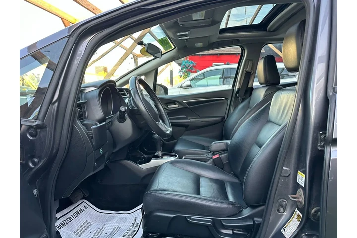 $8800 : 2015 HONDA FIT2015 HONDA FIT image 6