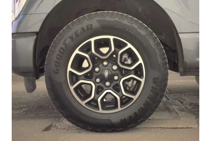 $38999 : Ford F-150 2023 4x4 XLT 4dr image 9