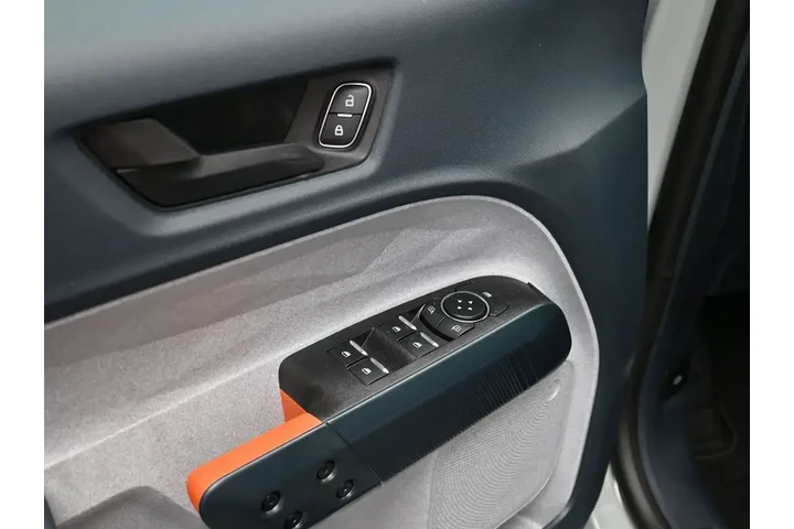 $30000 : Ford Maverick 2024 AWD XLT 4 image 10